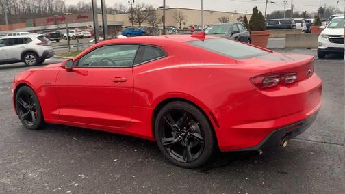 2022 Chevrolet Camaro RWD Coupe LT1