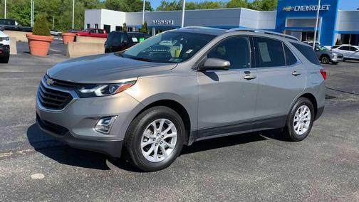 Pepperdust Metallic 2018 Chevrolet Equinox LT
