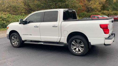 2019 Nissan Titan SL