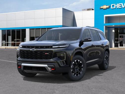 Mosaic Black Metallic 2027 Chevrolet Traverse AWD Z71