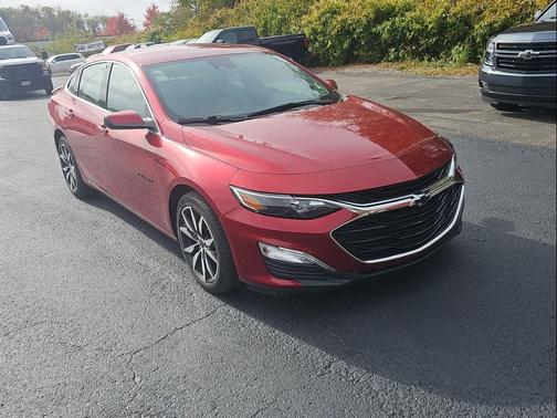 2023 Chevrolet Malibu FWD RS