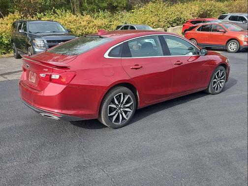 2023 Chevrolet Malibu FWD RS