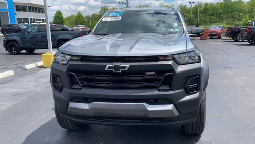 Sterling Gray Metallic 2023 Chevrolet Colorado Trail Boss