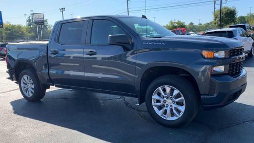2022 Chevrolet Silverado 1500 Custom