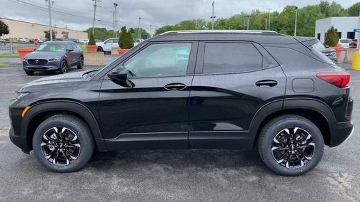Mosaic Black Metallic 2023 Chevrolet Trailblazer LT