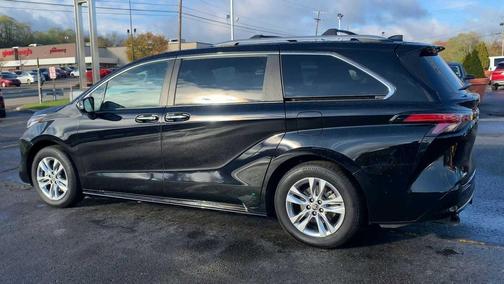 2024 Toyota Sienna Limited
