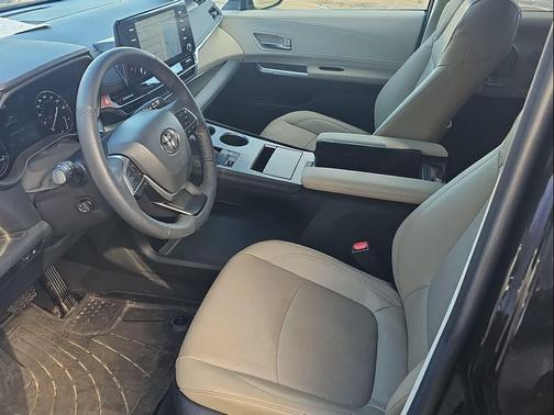 2024 Toyota Sienna Limited 7-Passenger