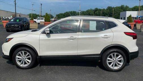 2017 Nissan Rogue Sport SV
