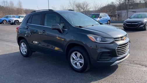 Nightfall Gray Metallic 2019 Chevrolet Trax LT