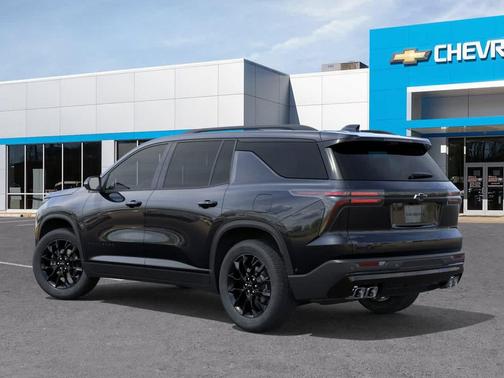 Mosaic Black Metallic 2026 Chevrolet Traverse LT