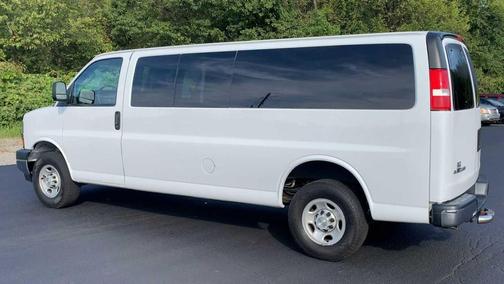 2022 Chevrolet Express 2500 RWD 2500 Extended Wheelbase WT