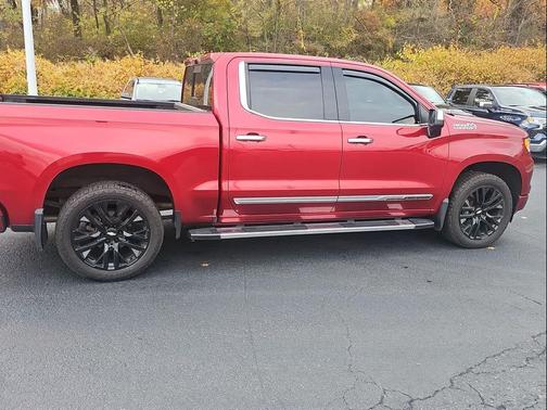 2022 Chevrolet Silverado 1500 High Country