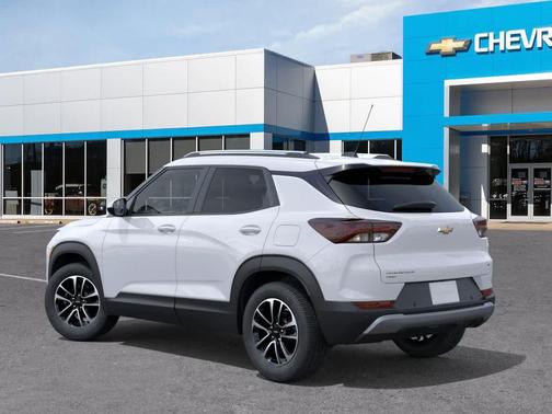 Summit White 2026 Chevrolet Trailblazer LT