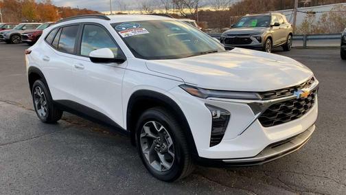 2024 Chevrolet Trax LT