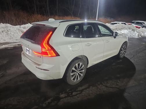 2023 Volvo XC60 B5 Core
