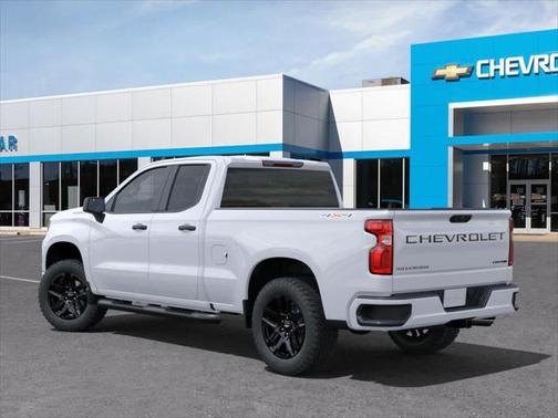 2025 Chevrolet Silverado 1500 Custom