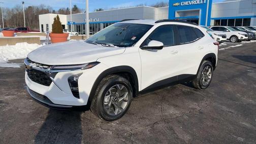 2025 Chevrolet Trax LT