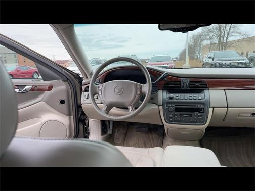 2002 Cadillac DeVille Base