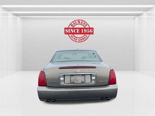 2002 Cadillac DeVille Base