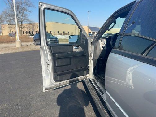 2017 Ford Expedition EL XLT