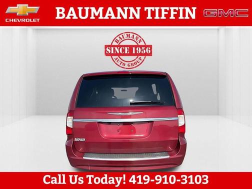 2011 Chrysler Town & Country Touring