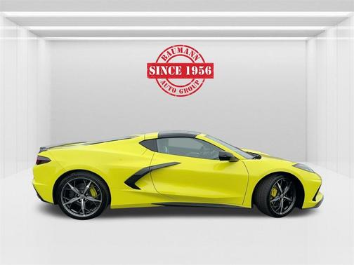 2022 Chevrolet Corvette Stingray w/2LT