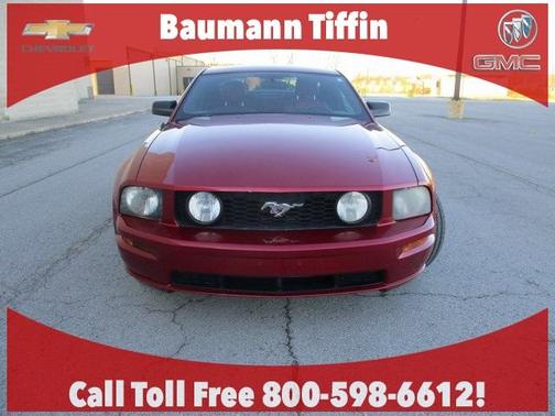Photo 2 of 19 of 2006 Ford Mustang