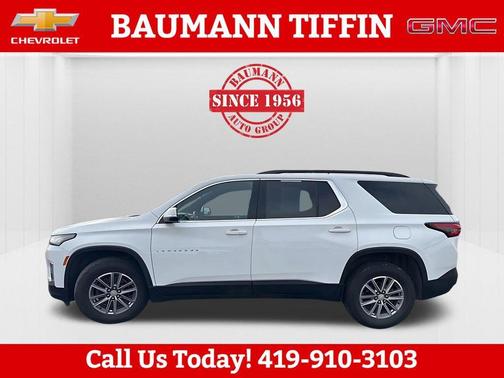Summit White 2023 Chevrolet Traverse LT Cloth