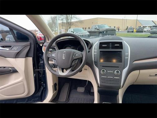2015 Lincoln MKC Base