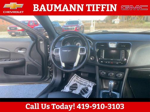 2011 Chrysler 200 Limited