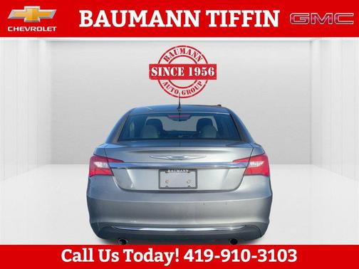 2011 Chrysler 200 Limited