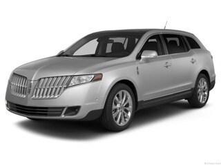 2017 Lincoln MKT Elite