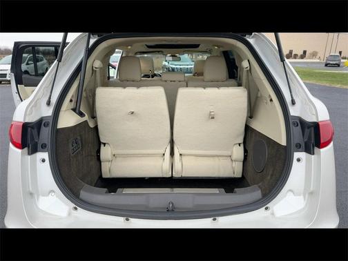 2017 Lincoln MKT Elite