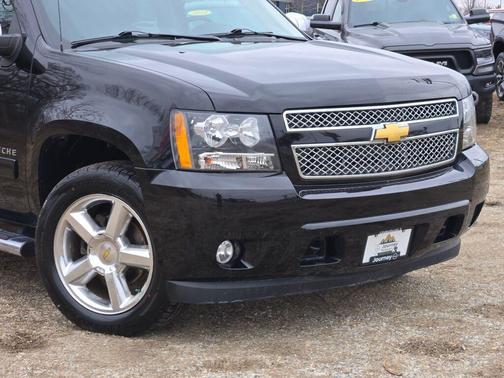 Black 2013 Chevrolet Avalanche LT