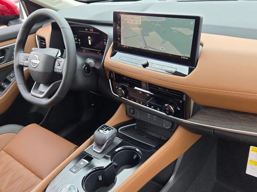 Scarlet Ember Tintcoat 2026 Nissan Rogue Platinum