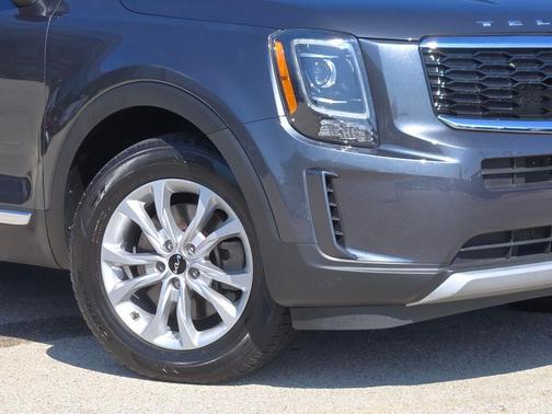 2022 Kia Telluride LX