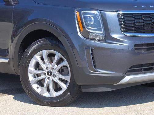 2022 Kia Telluride LX