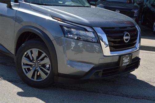 2025 Nissan Pathfinder SV 4WD
