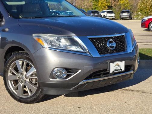 2016 Nissan Pathfinder Platinum