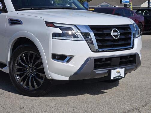 2024 Nissan Armada Platinum 2WD