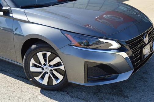 2025 Nissan Altima S FWD