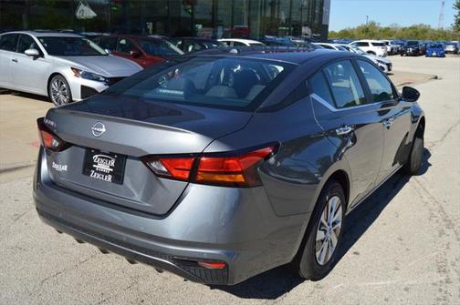 2025 Nissan Altima S FWD