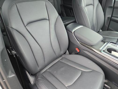 2024 Audi Q7 55 Premium Plus