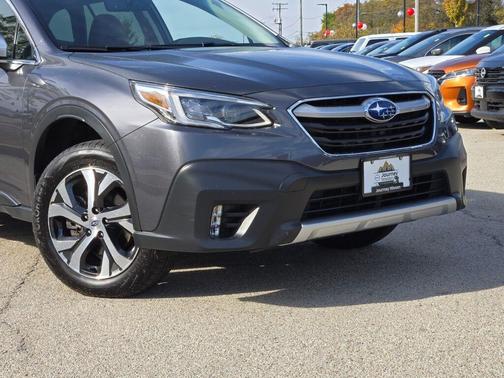 2022 Subaru Outback Touring XT