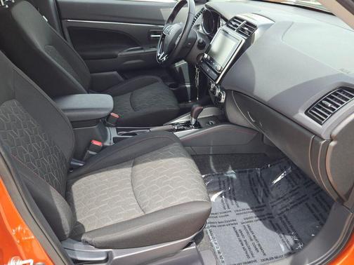 Orange Sunrise Metallic 2022 Mitsubishi Outlander Sport 2.0 LE