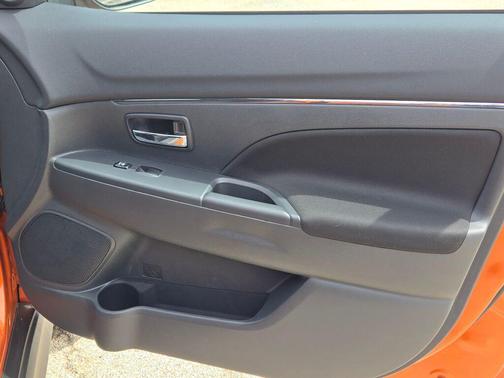 Orange Sunrise Metallic 2022 Mitsubishi Outlander Sport 2.0 LE
