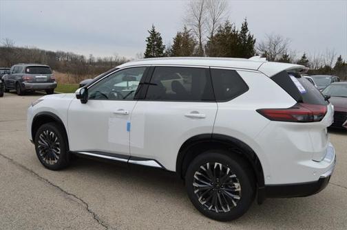 2025 Nissan Rogue Platinum