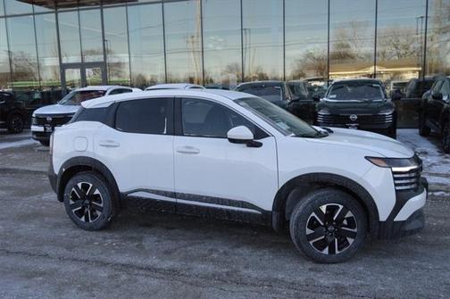 2025 Nissan Kicks SV