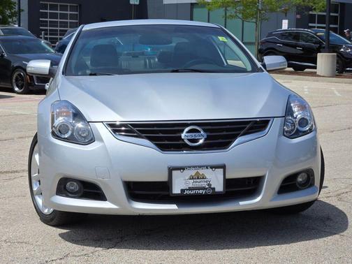 Brilliant Silver Metallic 2012 Nissan Altima 3.5 SR