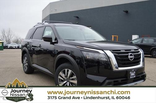 2025 Nissan Pathfinder SL 4WD